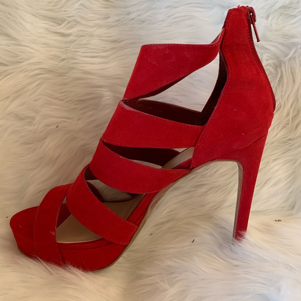 Red Candie heels 8.5